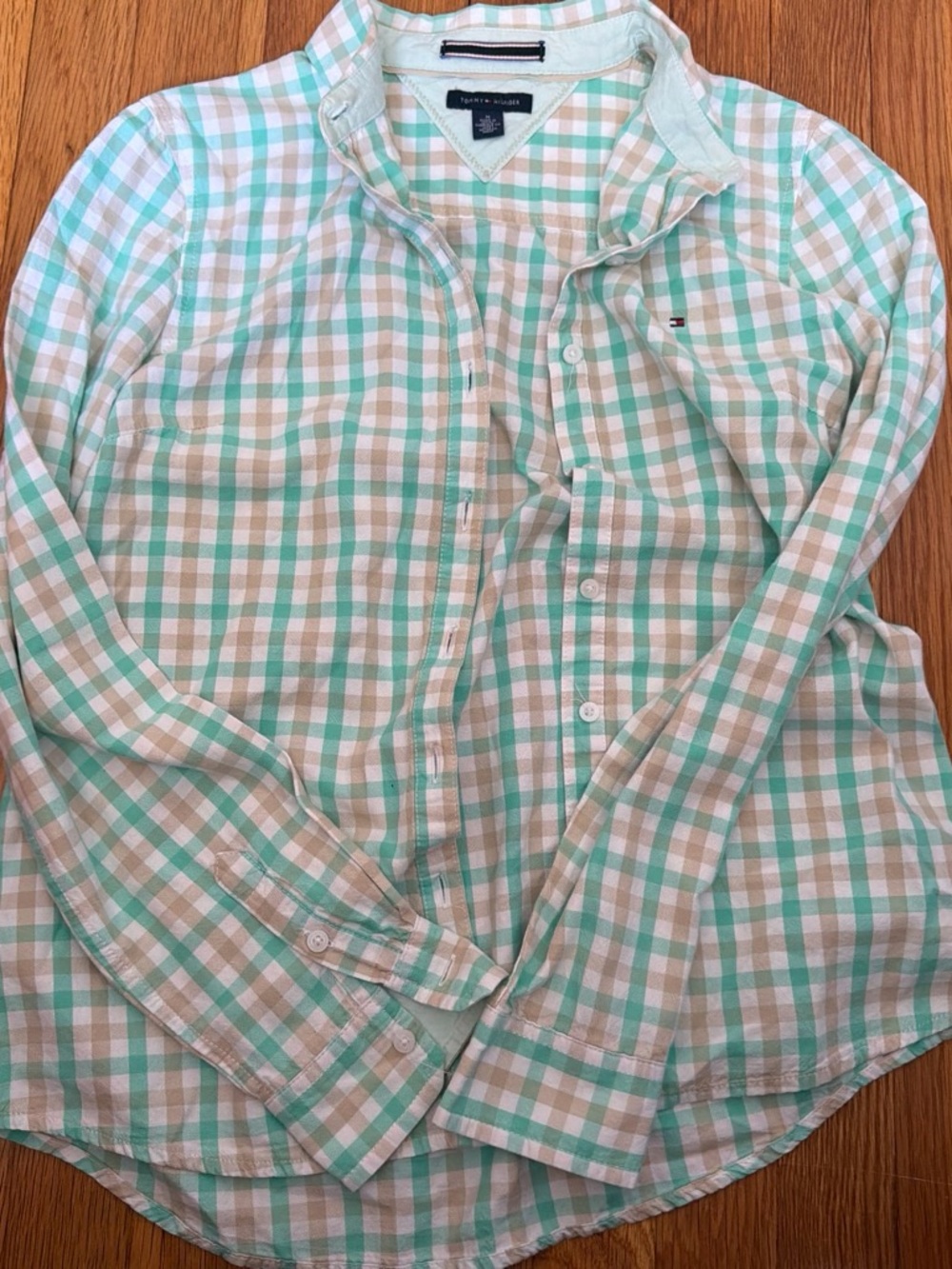 Women’s Tommy Hilfiger green and beige checkered button-up shirt